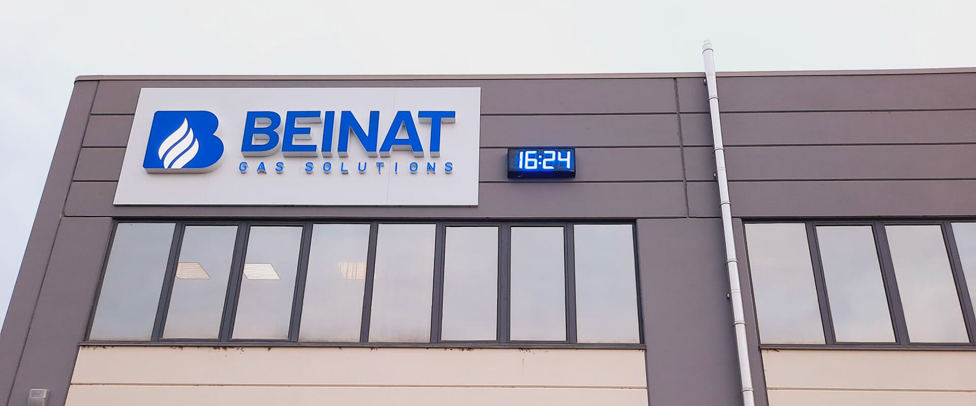 Merry Christmas and Happy New Year from Beinat!